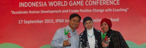 (Di kiri) Ismet Komarudin, EPC sebagai Vice President Human Capital Empowerment PT. Rekayasa Industri (Di tengah) Lyra Puspita, PCC sebagai Founder, President & Master Coach Vananya Insti